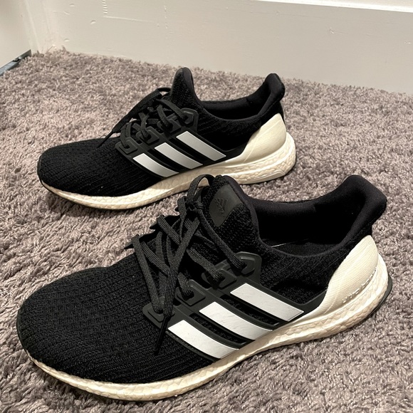 Adidas UltraBoost 19 - Picture 2 of 2